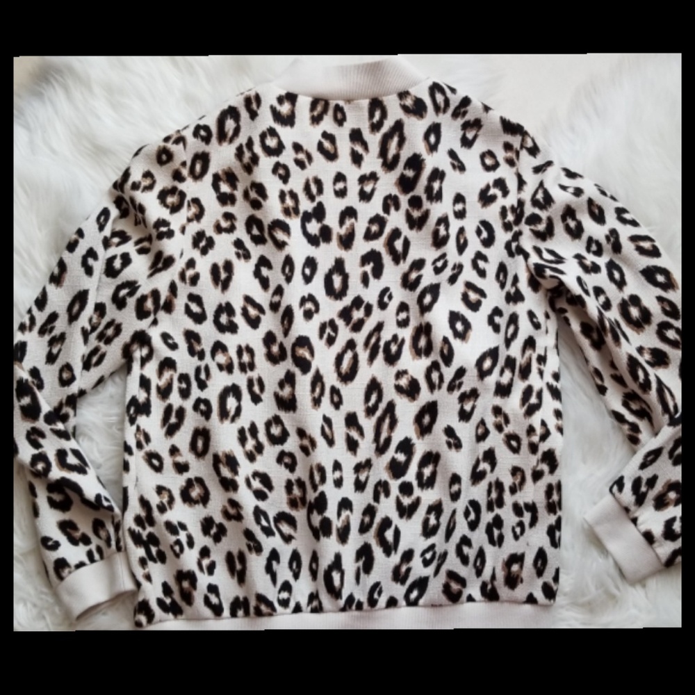 Chico's animal print full zip bomber jacket - Picture 5 of 7
